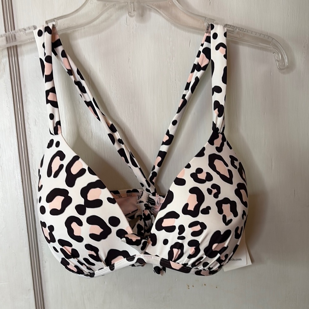 Gibson Latimer Black, Pink, and Cream Animal Print Wireless Halter Bikini Top XL